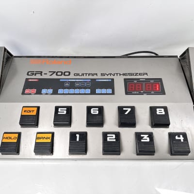 Roland GR-700 Guitar Synthesizer