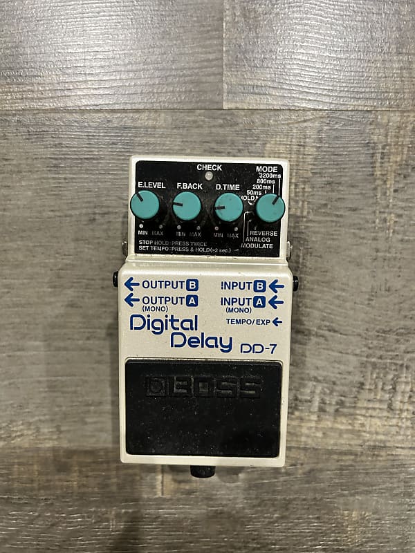 Boss DD7