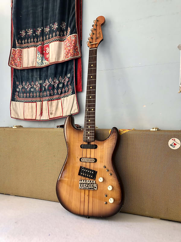 2010 Fender Mex Standard Strat / LPB新品同様-