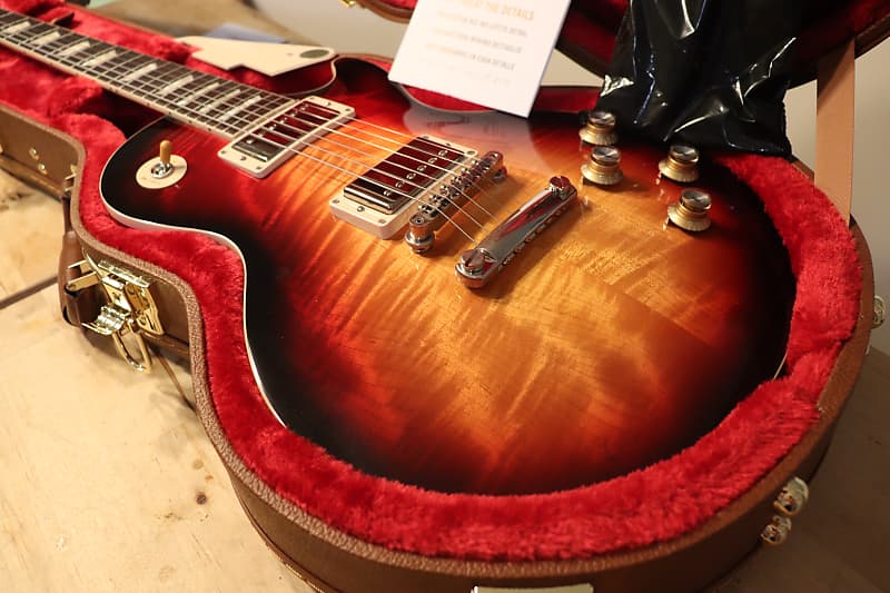 Gibson les paul standard 60s deals triburst