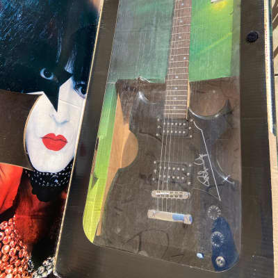 Lyon Kiss Electric Guitar - Paul Stanley Autograph 2006 Black image 3