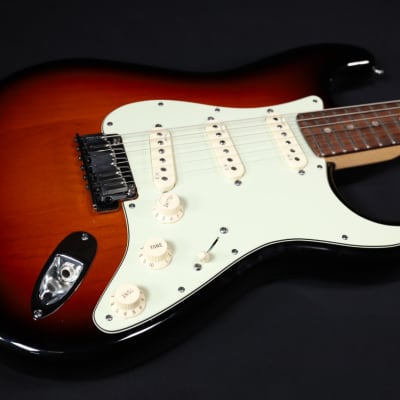Fender Stratocaster アメリカンデラックス Fender American Deluxe Stratocaster Candy Tangerine 2004