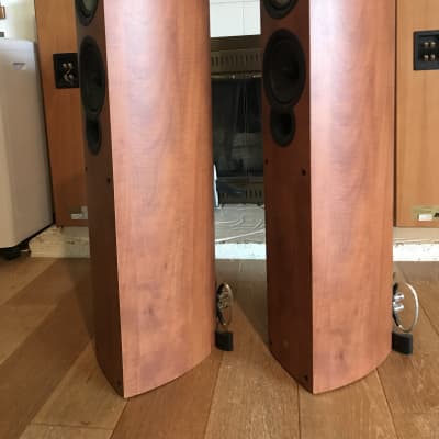 KEF  Q Series iQ5, one pair speakers, excellent condition image 4
