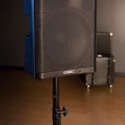 QSC CP12 Powered Speaker image 6