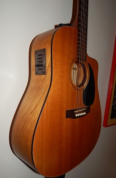 Seagull s6 cutaway outlet