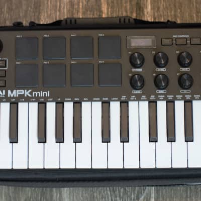 Akai MPK Mini MKIII 25-Key MIDI Controller