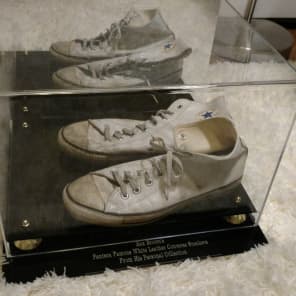 Pantera converse store