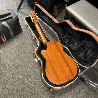 Alvarez AC60SC classical-electric guitar 2004 discontinued model in excellent condition with beautiful vintage hard case and key included. image 11