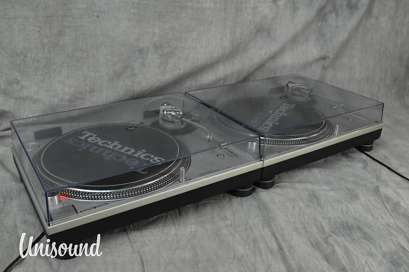 Technics SL-1200 MK3D Silver pair Direct Drive DJ Turntable in very Good  condition