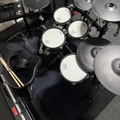 Roland TD-30K V-Drum Kit with Mesh Pads 2010s - Black