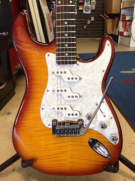 G L Comanche Tribute Series Sunburst Reverb