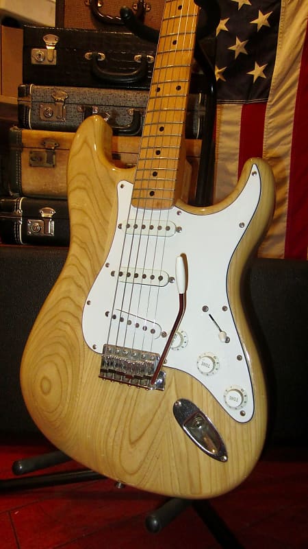 値下げ中！FenderJapan Stratocaster ST-72コンポ Fender ST-72 Stratocaster Reissue MIJ | Reverb
