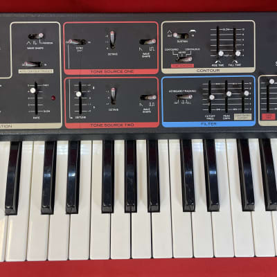 Vintage 1981 Moog / Realistic Concertmate MG-1 Analog Synth Synthesizer Keyboard image 2