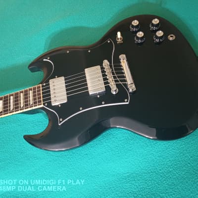 Gibson 2016 SG Standard T Electric Guitar (with Gig Bag)