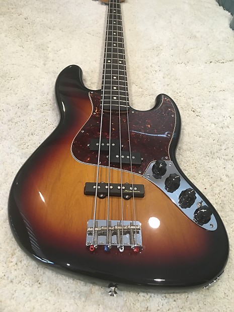 Reggie hamilton deals jazz bass