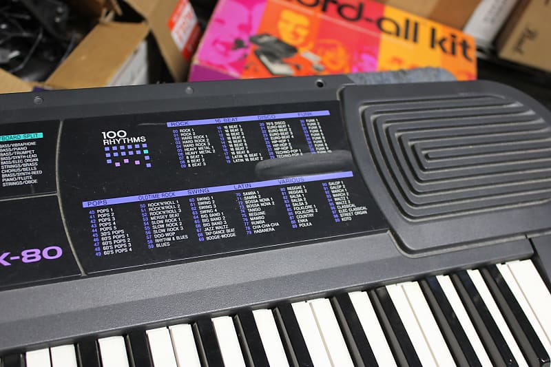 電子キーボード CASIO CTK-80 The adorably crummy Casio CTK-80 keyboard :O) - YouTube