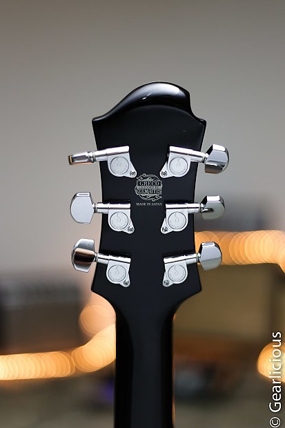Zemaitis Flappy Pigeon and Black Pearl Heart : r/guitarporn