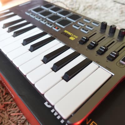 Donner Spaceline DMK 25 Portable Midi Keyboard for sale
