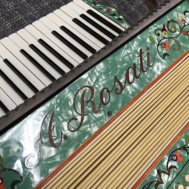 A outlet rosati accordion