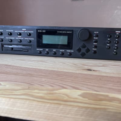 E-MU Systems ESI-32 Rackmount 32-Voice Sampler Workstation 1994 - Black