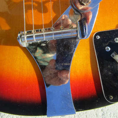 Cameo Guitar, 1960's, Japan, 2 Pickup, Sunburst Finish, Vibrato, Case image 6