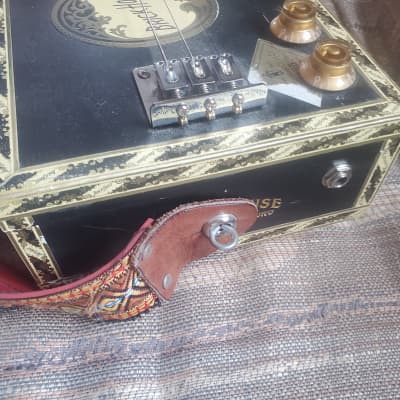 Homemade 3 string cigar box guitar 2020 - N/a image 5