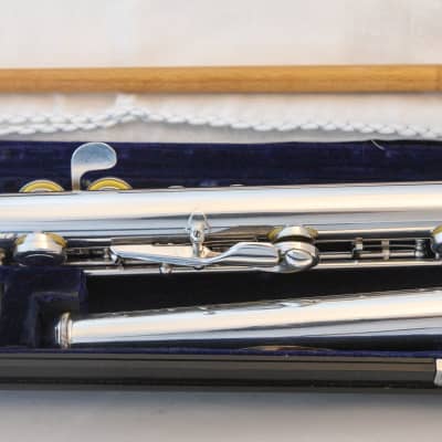 Yamaha YFL-32 Intermediate Flute Sterling Silver Headjoint *Made in Japan*Cleaned & Serviced *New Pads image 7