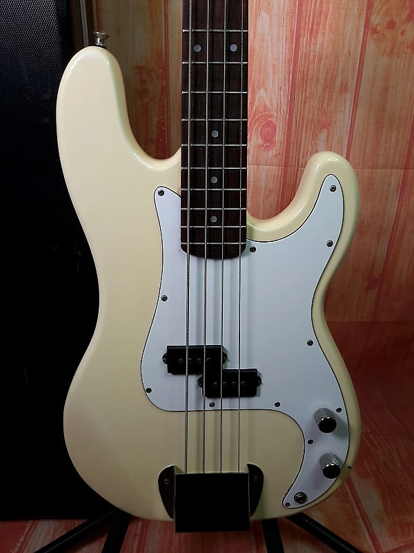 Fender "Squier Series" Standard Precision Bass 1992 - 1996 image 5
