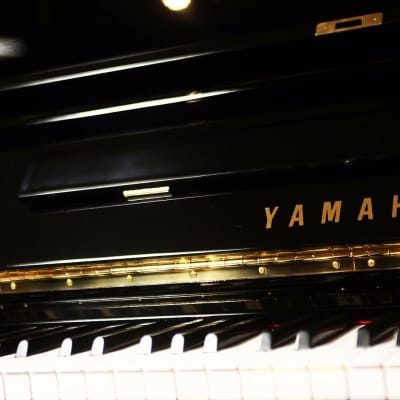 Yamaha U1 48'' Upright Piano image 2