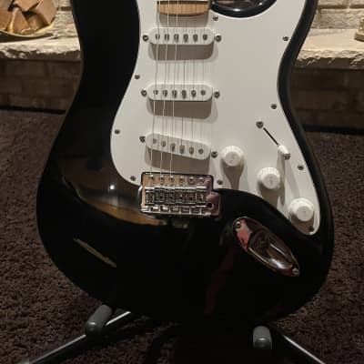 Vintage 1993 Fender Stratocaster MIM Black Electric Guitar Original Sales Slip image 1