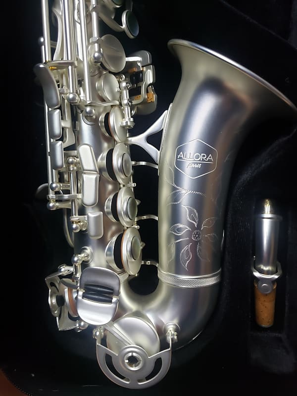Allora ASPS550 Paris Matte Silver Curved Soprano Sax with Reverb