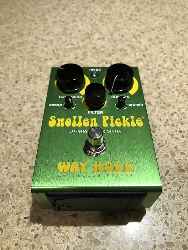 Wayhuge Swollen Pickle Jumbo Fuzz | Reverb Canada