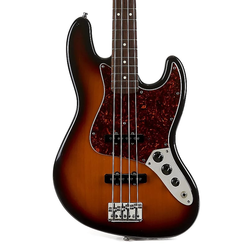 と*ぴ様 Fender USA American Standard Jazz B Fender American Deluxe Jazz Bass 3-Color Sunburst 2011 | The