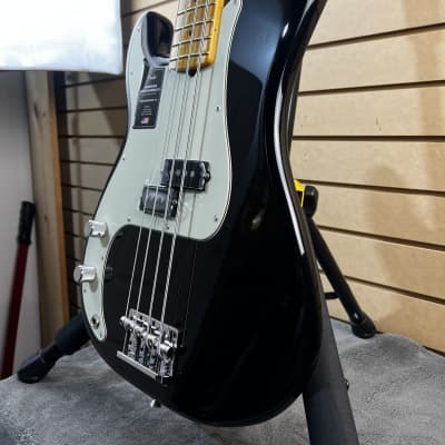 Fender American Professional II Precision Bass LH - Black w/ Maple FB + OHSC & PLEK*D #107 image 3