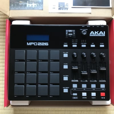 Akai MPD226 | Reverb