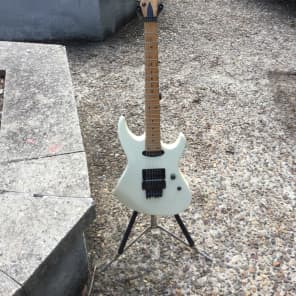 Greco Guitar Device with Spirit Energy 1987 White | Reverb
