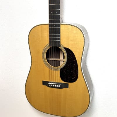 Martin HD-28 Standard 2018年製 美品 ハードケース付 MARTIN HD-28 Standard (2018) 正規輸入品 アコースティックギター