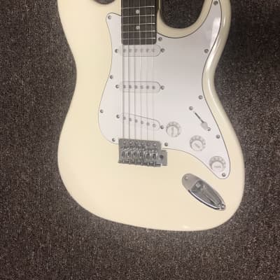 Mahar Stratocaster-like Off White image 4