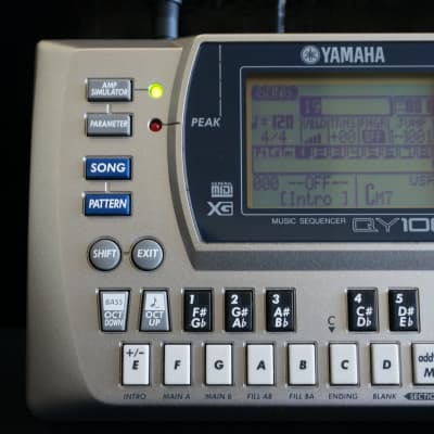 YAMAHA QY100 Portable Sequencer Arranger MIDI Sound Module Drum 