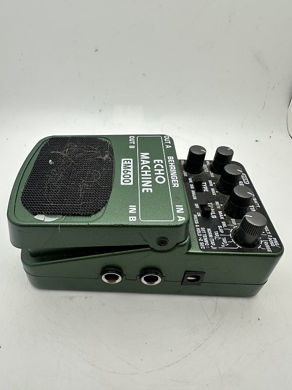 Behringer EM600 Echo Machine Pedal | Reverb
