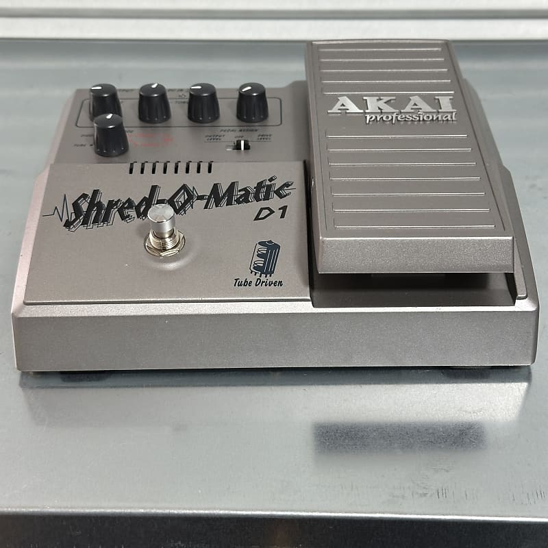 AKAI Shred-O-matic D1 チューブディストーション