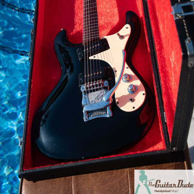 1976 Mosrite of California (Made in the USA) 1965 "The Ventures" w Moseley Tremelo Reissue - w Original Hard Case - Pro Set Up with Perfect Frets, Action & Intonation! image 12