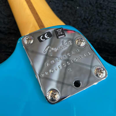 Fender American Professional II Jazzmaster Left-Handed MN Miami Blue 8lbs, 5oz US210056485 image 9