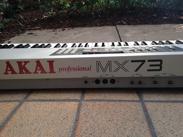 Akai MX73 73 key MIDI Master Keyboard MIDI Controller mx-73