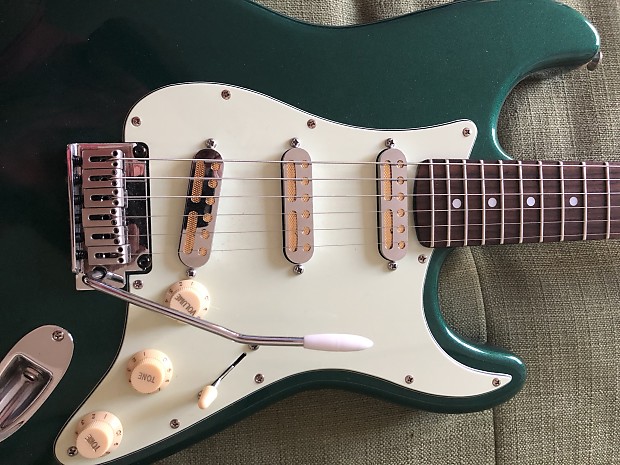 Squier stratocaster Stratocaster 2001 Olive metallic green