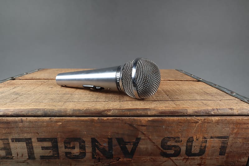 Shure 588SB Unisphere B Dynamic Microphone Professional