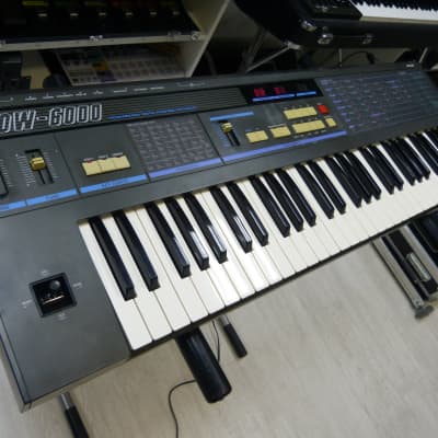 Korg DW-6000 Analog Polyphonic Synthesizer