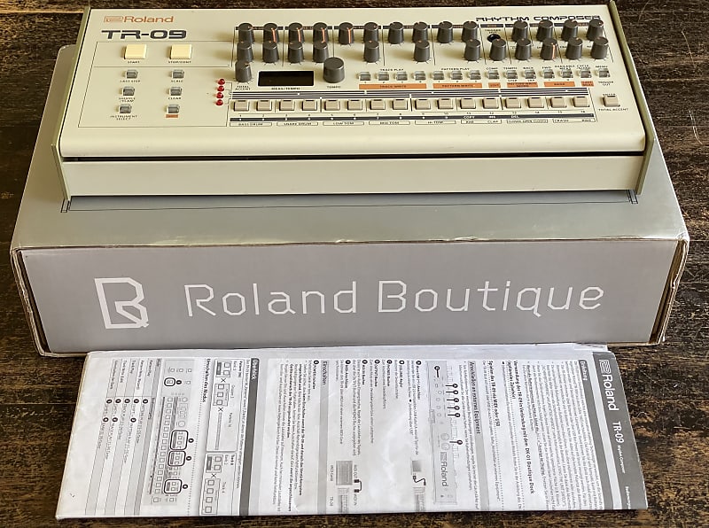 Roland TR-09 Rhythm Composer Boutique 909 | Reverb