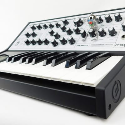 Moog Sub Phatty Subtractive Analog Bass Synthesizer +Top Zustand+ 1,5 Jahre Garantie image 3