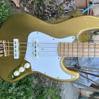 1981 Fender Collector's Series Jazz Bass - Atzec Gold - OHSC image 1